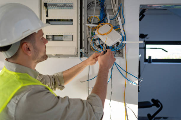 Best Circuit Breaker Repair  in Maize, KS